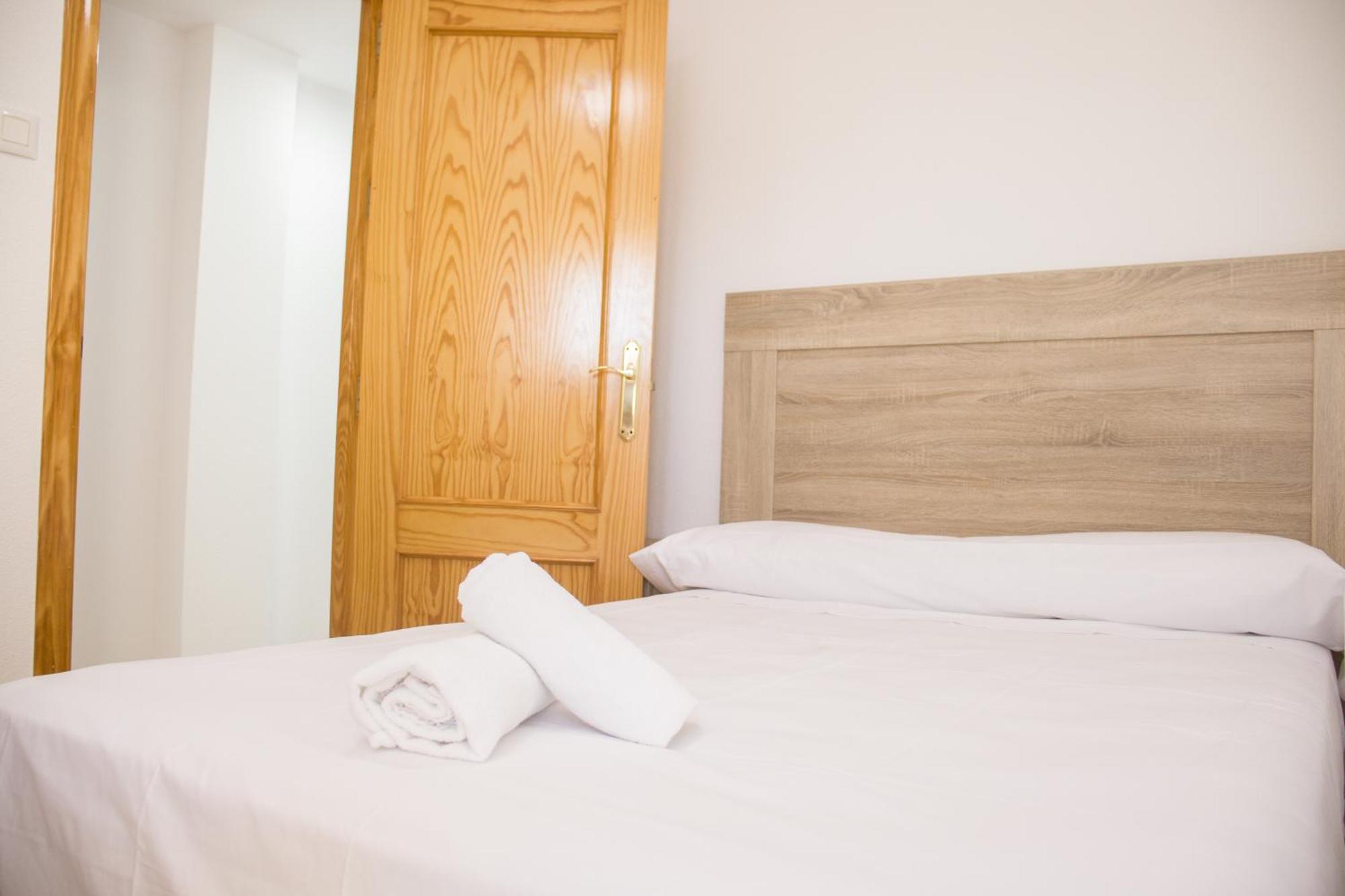 Apartamentos Luna De Águilas Eksteriør bilde